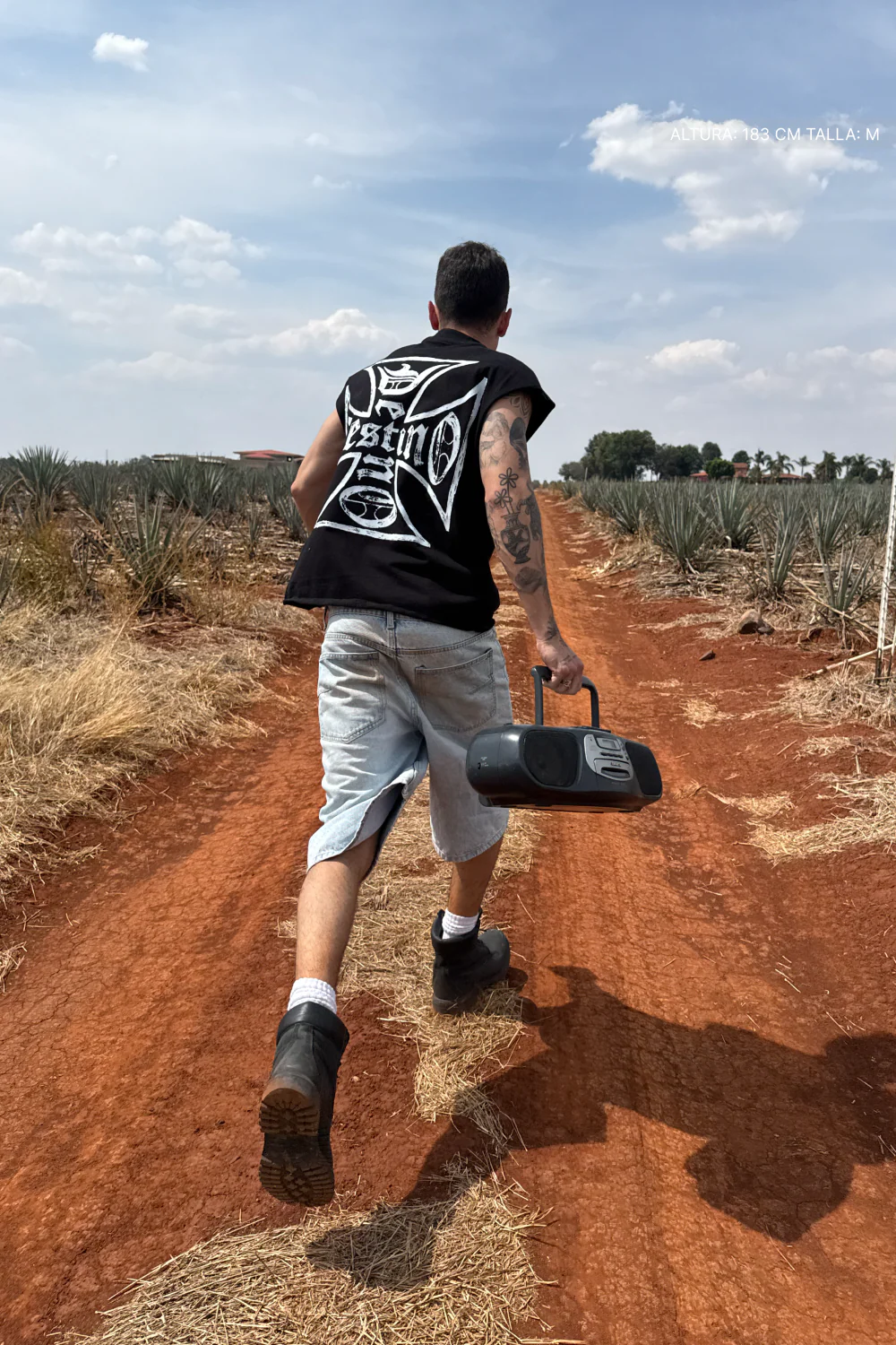 Destino Cross Tank Top Black - Image 4