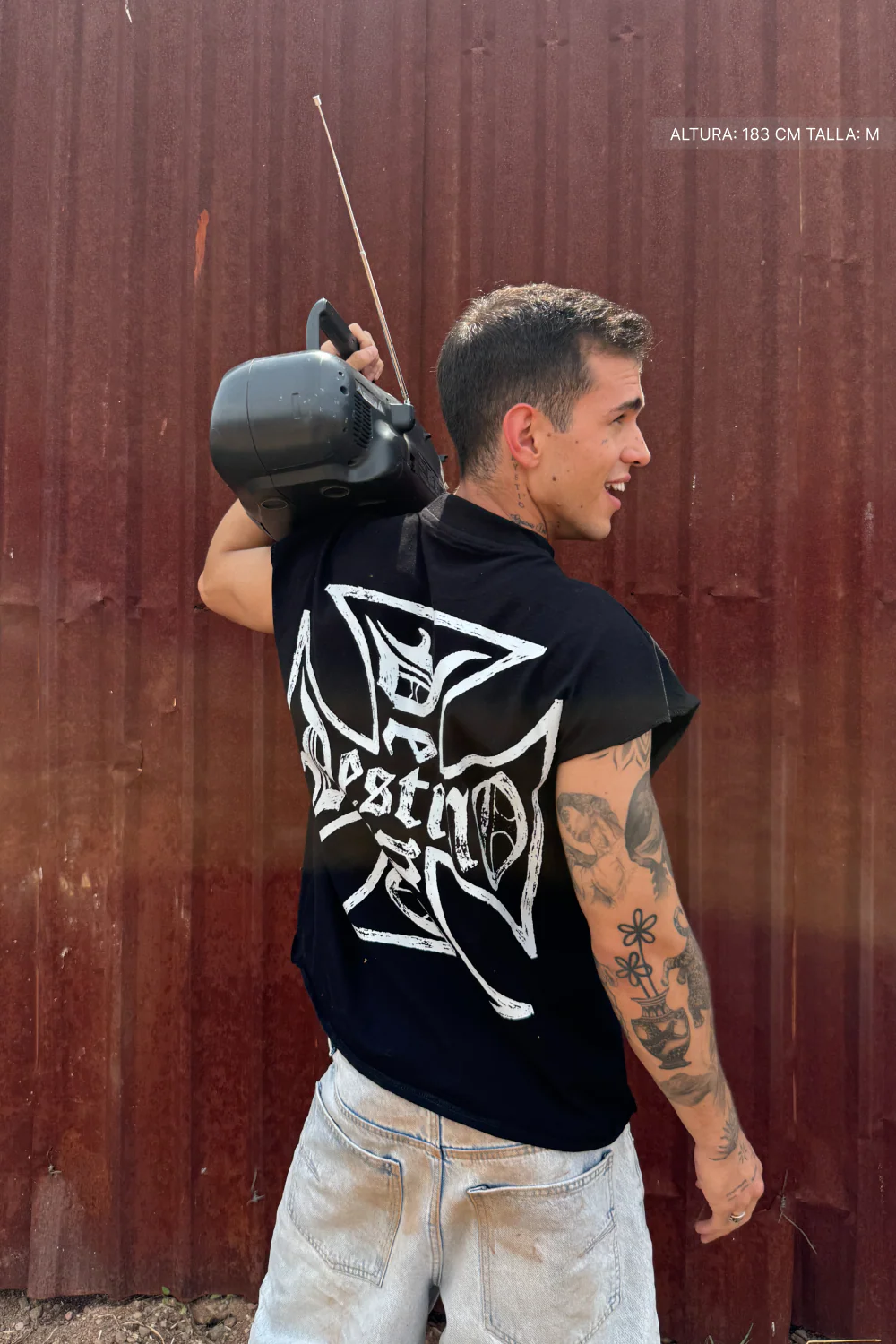 Destino Cross Tank Top Black - Image 5