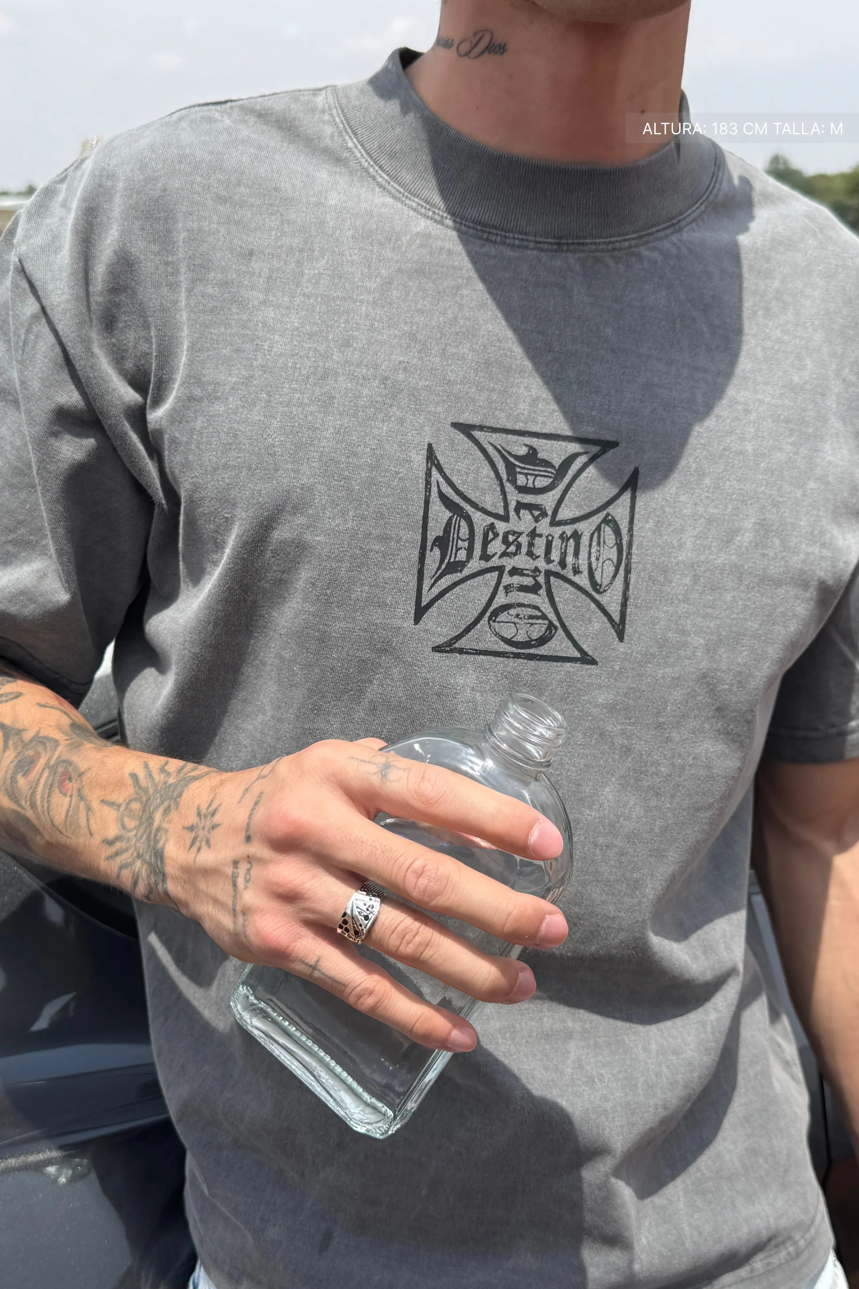 Destino Cross Tee Washed Grey - Image 6