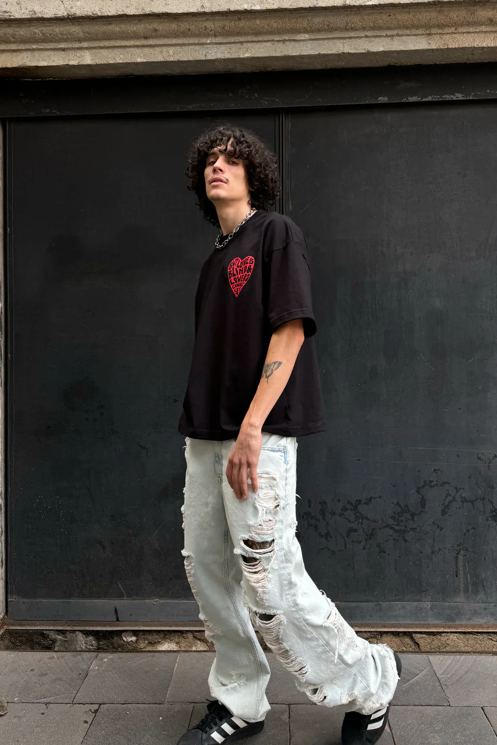 Love Is Blind Tee Black - Image 4
